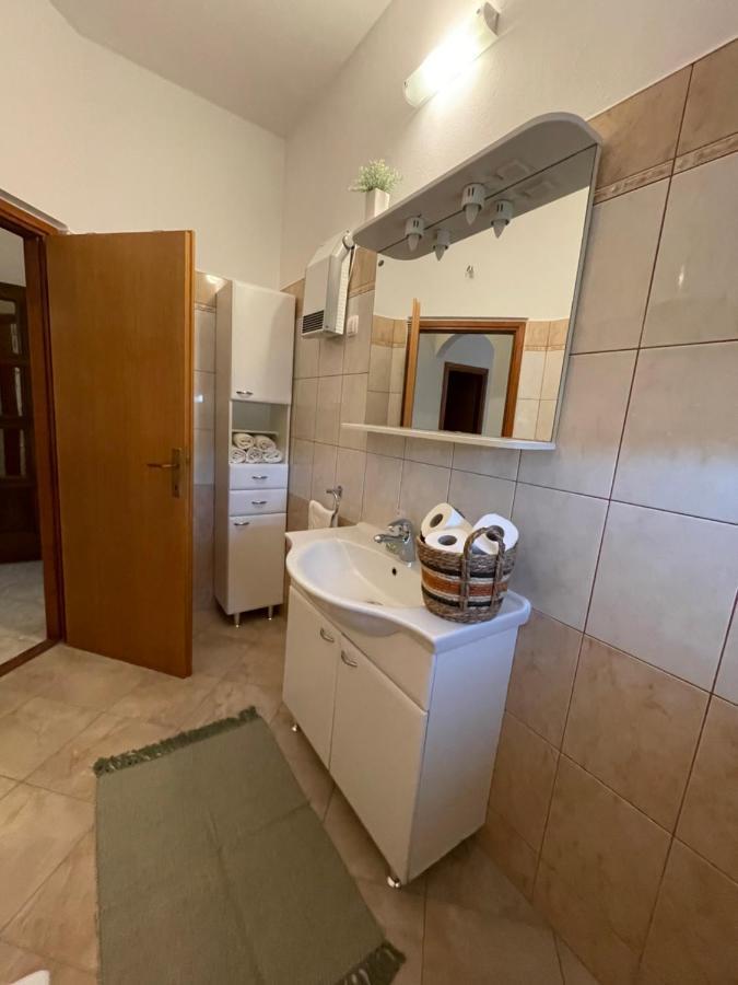 Apartman Josipa Биоград-на-Мору Экстерьер фото